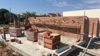 Semi detached house in Sils. Última unidad disponible!!!!