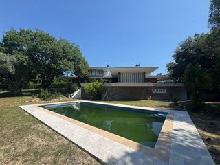 Location Maison à Santa Coloma de Farners. Casa espectacular con piscina, barbacoa y pista de tenis fronton