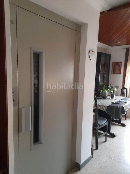 Foto 24b2ff97-dd89-47d4-979f-8f91a6fcff02. Casa adossada amb calefacció aparcament a Campdevànol