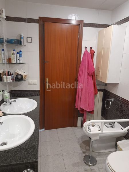 Foto 70eddd99-d27a-413c-b1c3-5103fa853df0. Casa adossada amb calefacció aparcament a Campdevànol