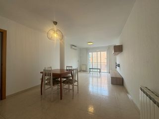 Appartement à Maçana. Piso cerca del hospital sta. caterina