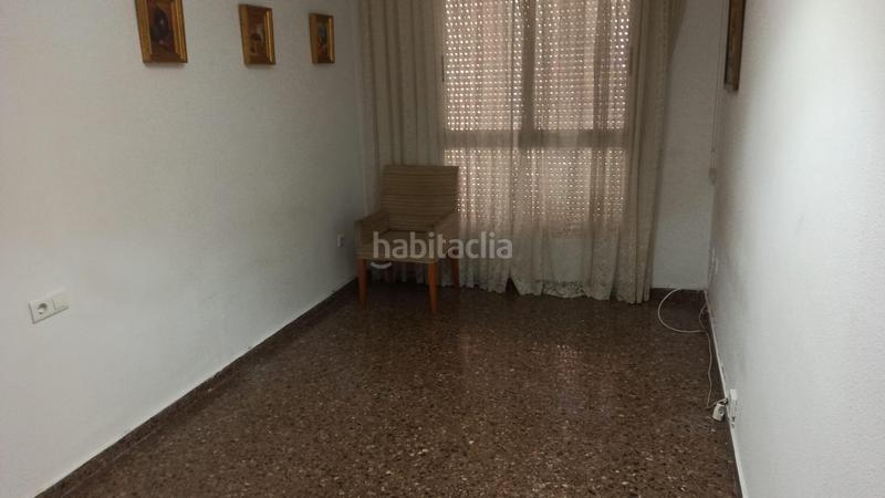 Foto c3b6a9e4-55cb-4348-8200-2e8fbbe568c3. Alquiler piso alquiler estudiantes en L´Illa Perduda Valencia