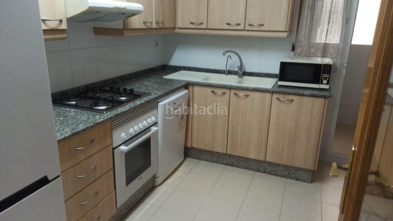 Foto e21337e5-8e86-45b0-b90b-68b07d6a76ed. Alquiler piso alquiler estudiantes en L´Illa Perduda Valencia