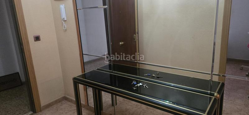 Foto 3d737ae1-4f43-41e5-9947-412597961ae1. Rent flat in Aiora Valencia