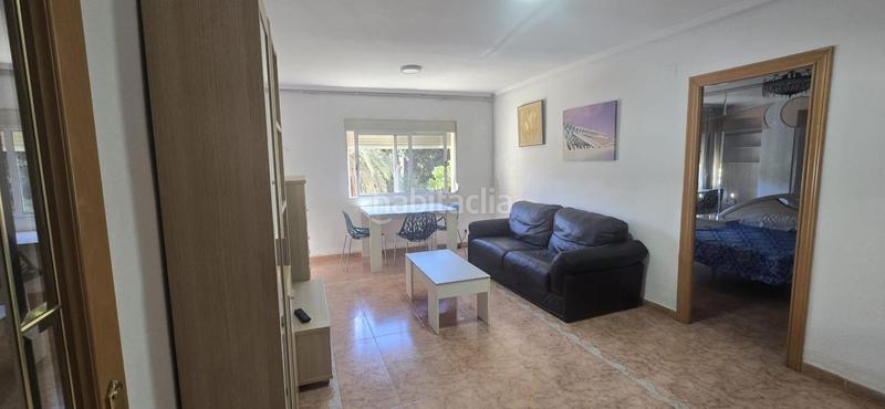 Foto aa46035e-d85b-43f9-92ab-91a9ff8cd29a. Rent flat in Aiora Valencia