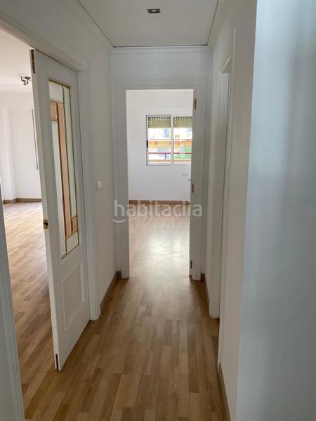 Foto 90ff7bc7-c994-4878-b1eb-1b0cf97f86f2. Etagenwohnung mit heizung in L´Illa Perduda Valencia