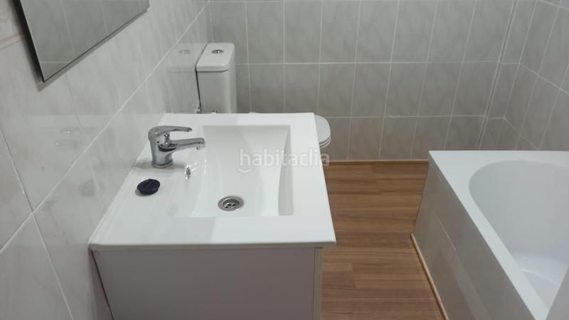 Foto aad05ee4-4df4-4ad2-9bac-c33083e76002. Etagenwohnung mit heizung in L´Illa Perduda Valencia