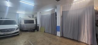 Local Comercial a Aiora. Local comercial con puerta automatica