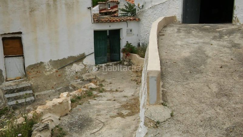 Foto 544ec350-b89a-4fcd-936f-c92f97da003f. Casa amb aparcament a Villa de Ves