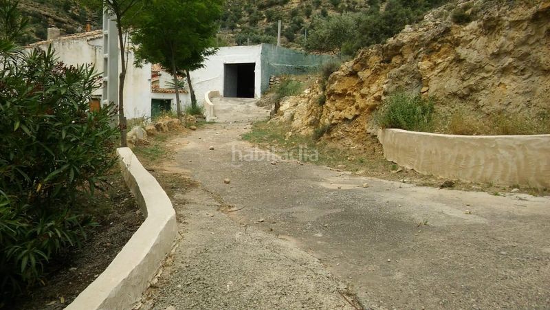 Foto 7cfb3ecc-a40e-487e-b2fc-ef25489179f2. Casa amb aparcament a Villa de Ves