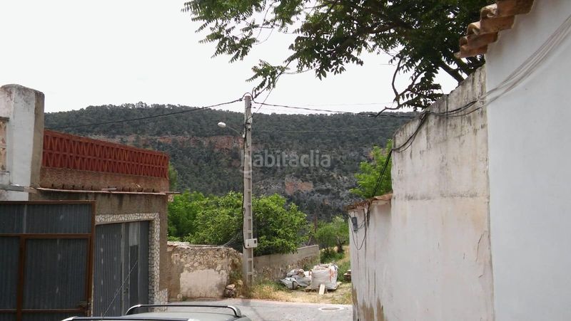 Foto 83a8183f-762c-4ea5-882a-570d10e20dee. Casa amb aparcament a Villa de Ves