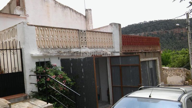 Foto c0617013-96e9-4870-b912-eaa5cdabb60f. Casa amb aparcament a Villa de Ves