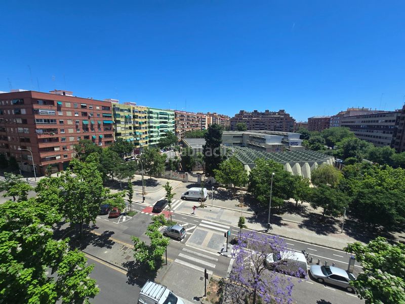 Foto efad9d47-1f62-439f-bfd1-71a456a6003a. Pis a L´Illa Perduda Valencia