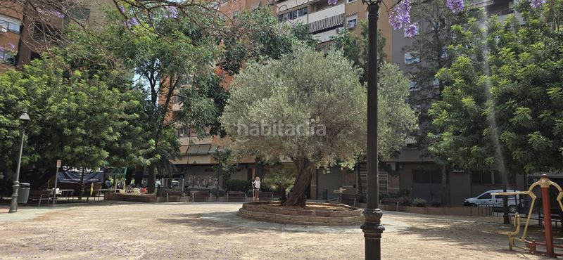 Foto 4145775f-2816-4e58-bb20-e62d679d5d2a. Local comercial a L´Illa Perduda Valencia