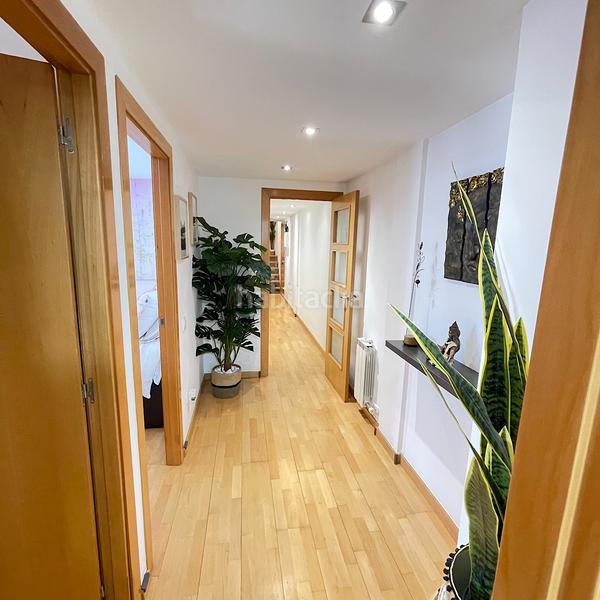 Foto ca18a79a-e2cb-424b-9ef4-dbb0dd757a24. Duplex dans Montcada Centre - La Ribera Montcada i Reixac