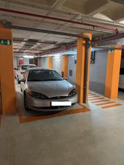 Aparcament cotxe a Carrer de gonal pons 20. Plaza de parking en santa eulalia
