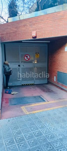Foto cfa20803-cfdc-49a3-bab5-2dac6511c426. Aparcament cotxe a gran via de carles iii 62 a Barri de les Corts Barcelona