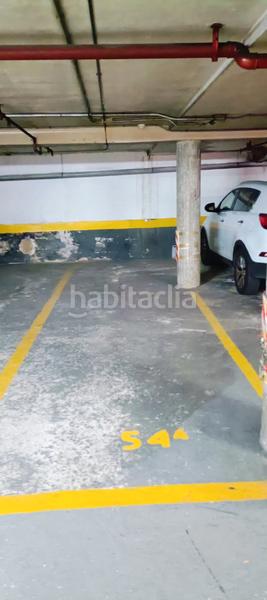 Foto d979527e-cc5b-4088-915e-c99c8f74f50b. Aparcament cotxe a gran via de carles iii 62 a Barri de les Corts Barcelona