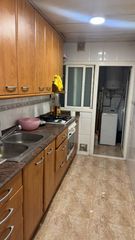 Pis a Calle Besòs