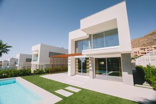 Chalet in Golf Bahía
