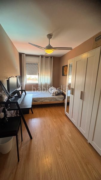 Foto c99ec955-16b3-42fb-8862-a5d6044e5a1a. Casa adossada amb aparcament a Roca del Vallès (La)