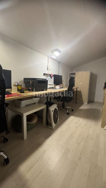 Foto d0794cee-b151-4d49-b350-98e5e767ea22. Casa adossada amb aparcament a Roca del Vallès (La)