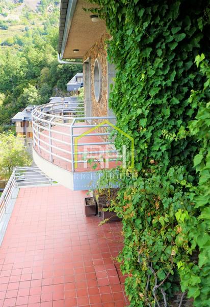 Foto 690a0c7b-bfc5-4156-9141-6510d8c900e8. Casa a carrer de la parròquia 11 a Escaldes-Engordany