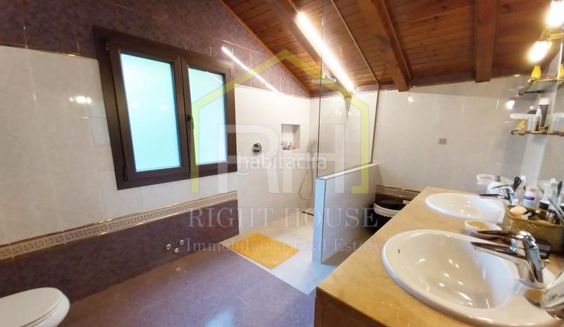 Foto 02305a94-6d8f-4a1e-8249-61d67041b40e. Chalet xalet amb vistes privilegiades a Engolasters en Escaldes-Engordany