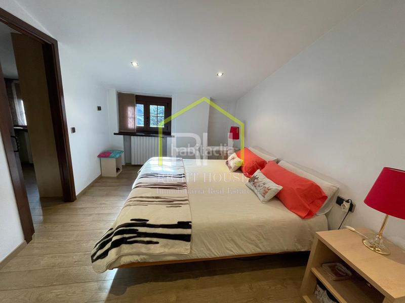 Foto 947cc716-7169-41ab-ab75-c6eb71d0b465. Location chalet avec cheminée chauffage parking dans Madrid