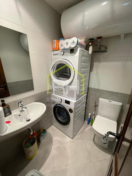 Foto d3cbdb04-9792-40de-9b3d-5633b7335bf4. Location chalet avec cheminée chauffage parking dans Madrid