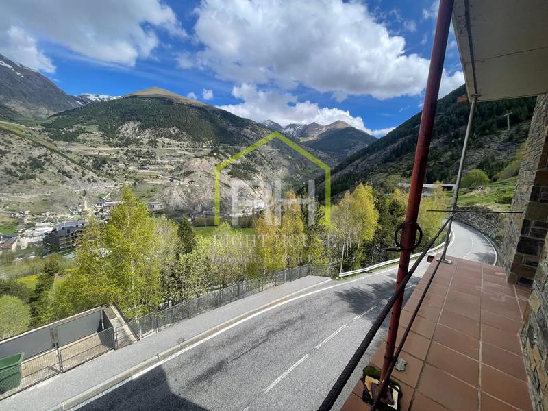 Foto 41714b07-cb62-4eed-8f22-d07b4a069a50. Appartamento con riscaldamento parcheggio in El Forn-Prats-Meritxell Canillo