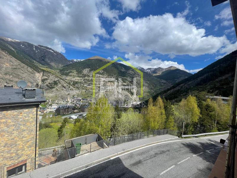 Foto 5c36f2ab-14b2-4fdf-a787-9a1eeb1d8608. Appartamento con riscaldamento parcheggio in El Forn-Prats-Meritxell Canillo