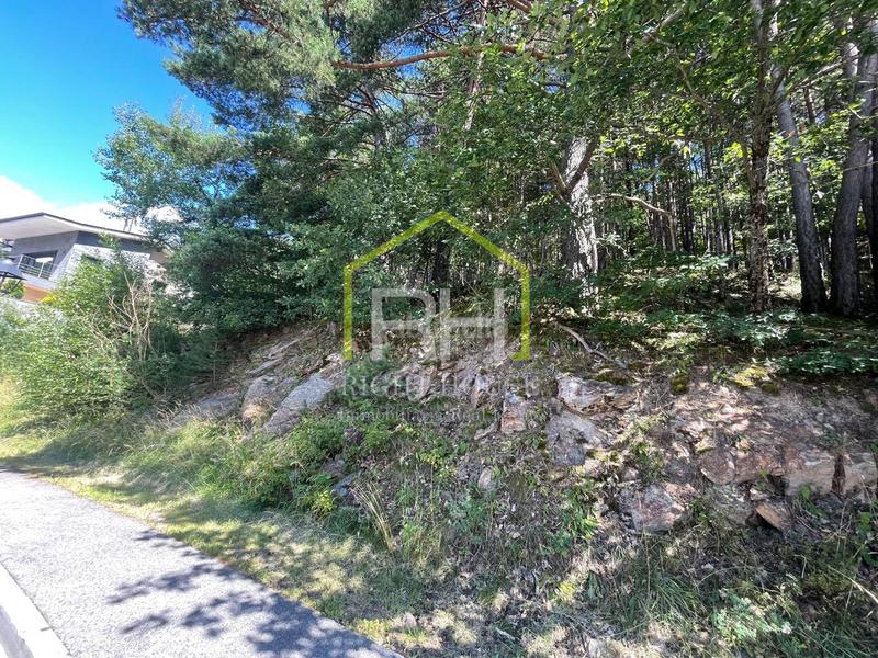 Foto 4a88d074-4e8a-4154-9b55-0d260006b252. Terreno residencial espectacular terreno en venta en La Massana