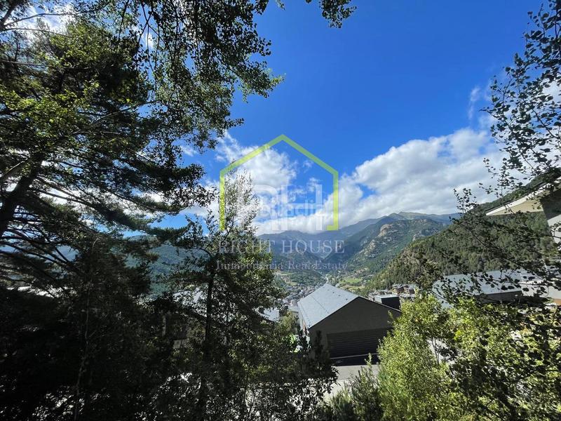 Foto 81b24a1c-033f-4f2c-b2a7-e289cda1e178. Terreno residencial espectacular terreno en venta en La Massana