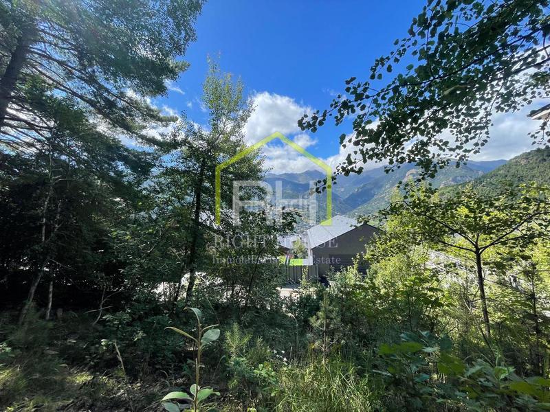 Foto cd43fc6f-55a0-4947-80f4-843e4a7caec4. Terreno residencial espectacular terreno en venta en La Massana