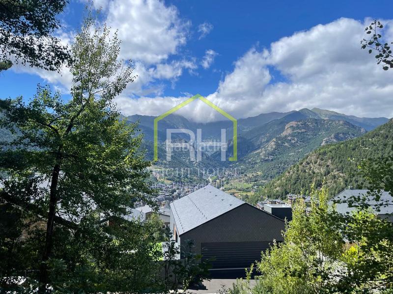 Foto e74745f2-bc2b-441d-a711-f10d6eb1f23b. Terreno residencial espectacular terreno en venta en La Massana