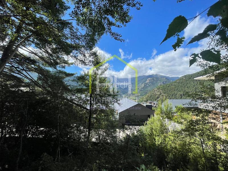 Foto ea745509-3f85-41a6-a051-2afb3c87b4fc. Terreno residencial espectacular terreno en venta en La Massana