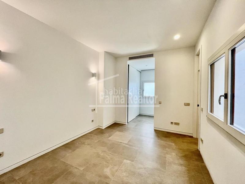 Foto 1e4797b9-bf3d-49b6-97e3-e1587d3cf2e9. Alquiler dúplex en La Llotja-Born Palma de Mallorca