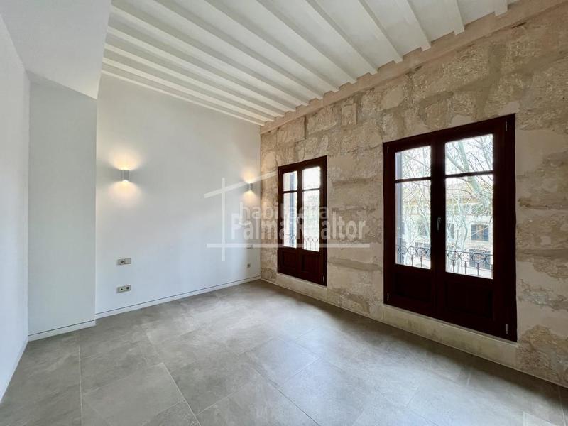 Foto a05d37d3-58e1-4af9-9367-20ab6ce7a312. Alquiler dúplex en La Llotja-Born Palma de Mallorca