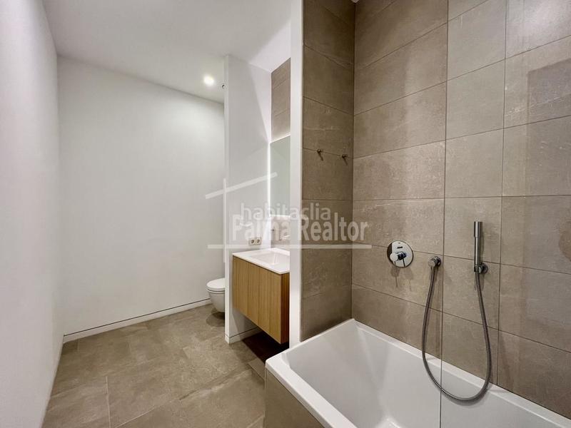 Foto f1711dc1-aad7-4693-8f84-63fb7bac3c3e. Location duplex dans La Llotja-Born Palma de Mallorca