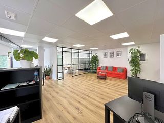 Büro  Del born