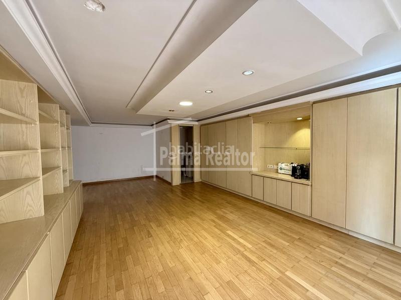 Foto 5d2849ef-4abb-4f8d-a6c1-3c6249ce8992. Office space with parking in La Missió Palma de Mallorca