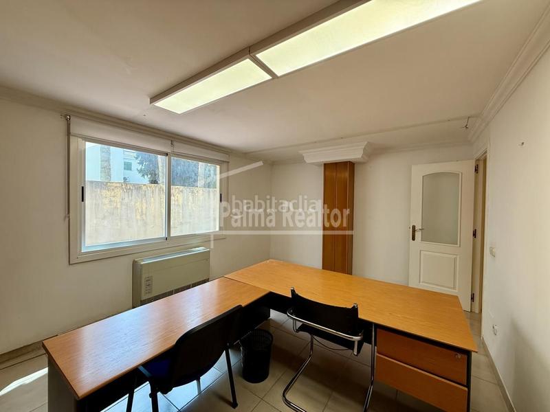 Foto 87f1ff8a-e0aa-4712-ab5e-5edc41c223fa. Office space with parking in La Missió Palma de Mallorca