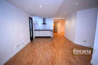 Pis  Carrer d'en muntaner. Venta de oficina en manacor