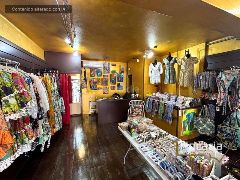Foto e80f456b-c75c-4bd5-a6b9-c69f29bbb9c8. Local comercial a Cala d´Or Santanyí