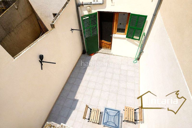 Foto a96e0d63-d0c3-4db3-bb49-a8342d188793. Casa amb aparcament a Manacor centre Manacor