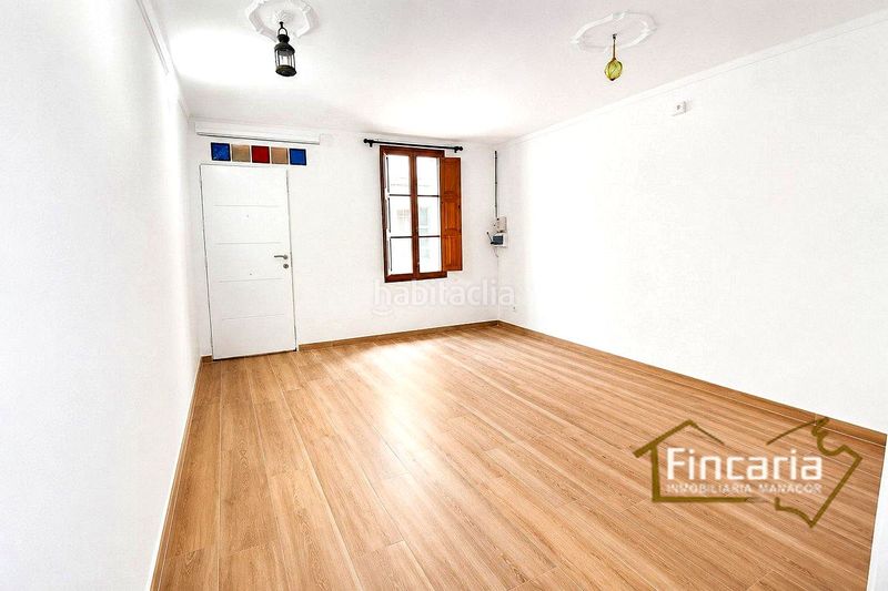 Foto d1e7b183-c4ab-4992-88c8-a205c6358017. Casa amb aparcament a Manacor centre Manacor