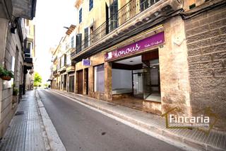 Location Local commercial  Carrer de pius xii. Alquiler de local comercial en manacor