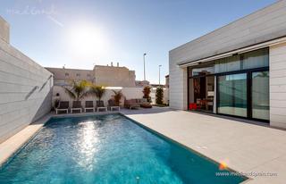 Xalet a Pilar de la Horadada Ciudad. Chalet en una planta cerca de la playa en pilar de la horadada