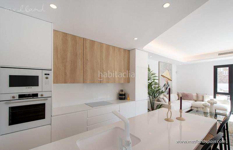 Foto 330842ba-2834-4c25-9456-dba19d4cd4c8. Chalet avec parking piscine dans La Florida Orihuela